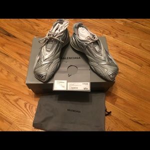 NWT Balenciaga Tyrex sneaker. 42 E (Men’s size 9)..
